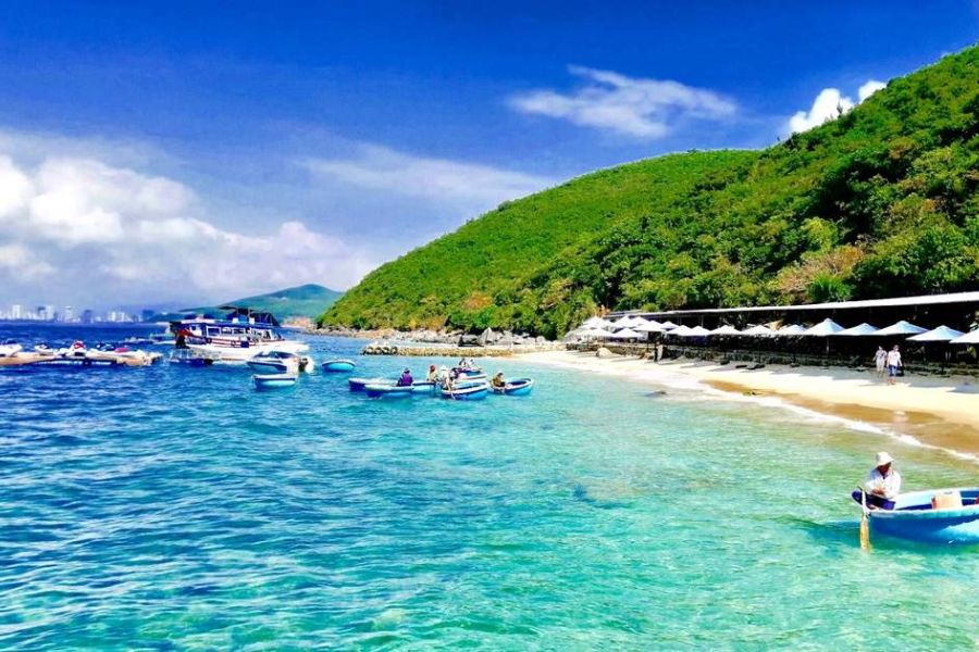 Experience Ultimate Fun: Everything You Need to Know About Nha Trang’s Music Entertainment Venues Experience Ultimate Fun: Everything You Need to Know About Nha Trang's Music Entertainment Venues
